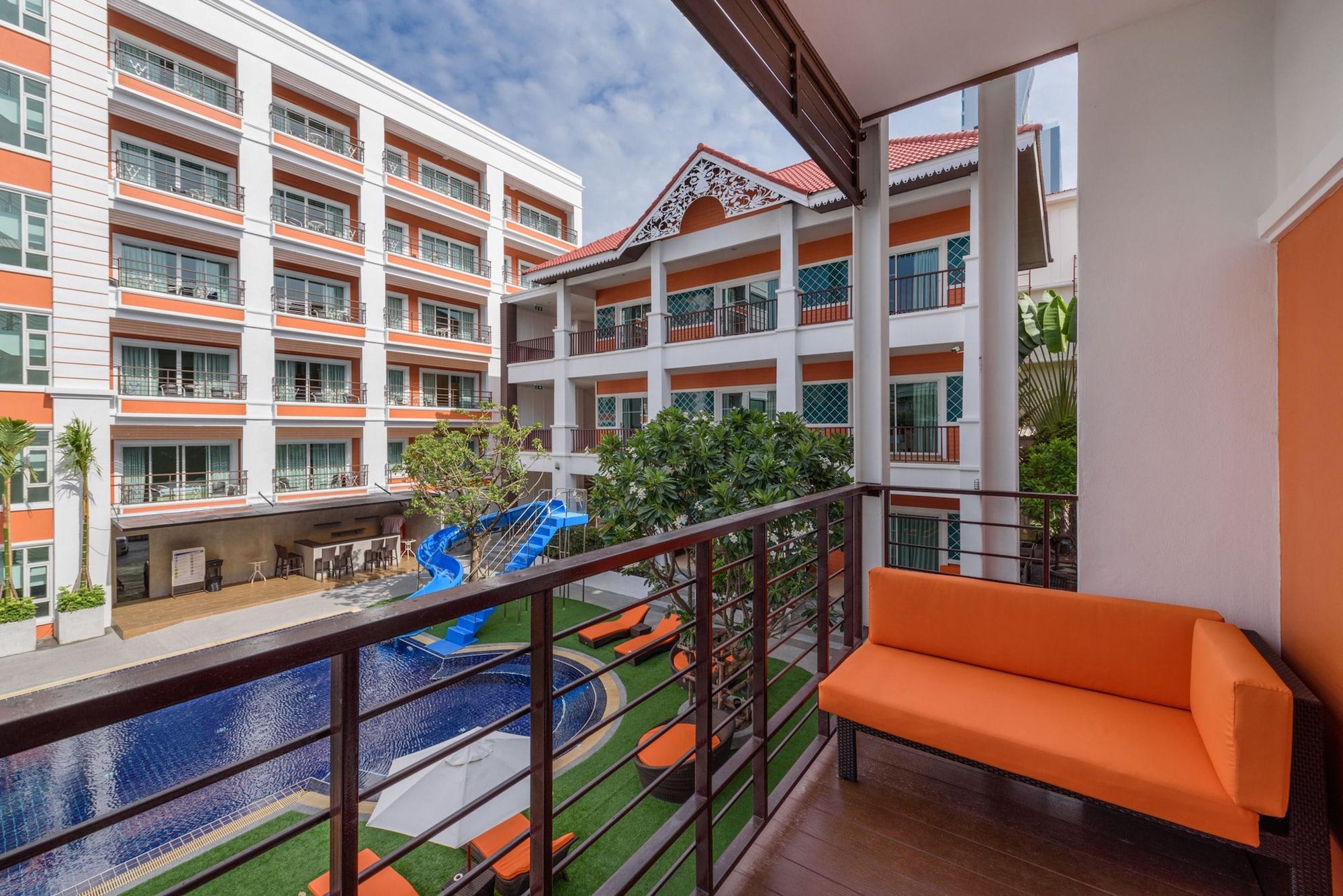 Fx Hotel Pattaya Ngoại thất bức ảnh